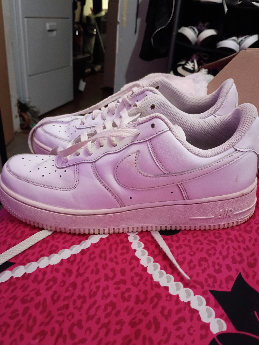 Nike Women's Low-Top Sneakers in White